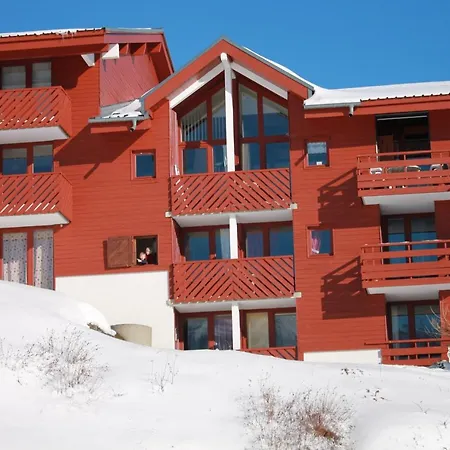 Les Mousquetons Apartment *